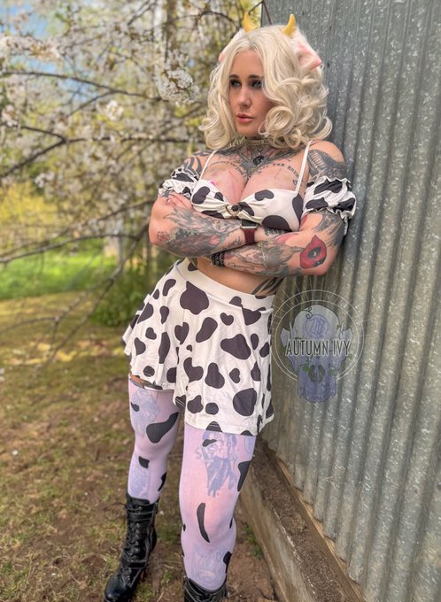 When she&rsquo;s cute but also might be a bull-e. Get it? Because cow girl jokes are funny?  I&rsquo;m tired but