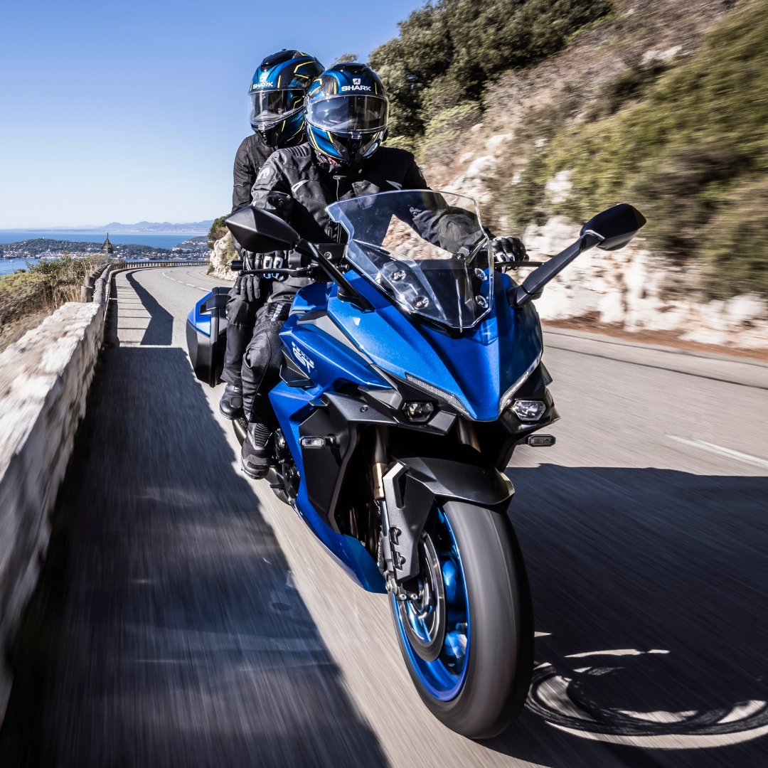 SuzukiBikesUK's tweet photo. Sports touring done right 💙
Superbike derived performance, 72 litres of storage and lower than usual 4.9% APR.
GSX-S1000GT+ 👉 https://t.co/vdVg4BTrfF
#SportsTouring #GrandTour #GSXS1000GT https://t.co/XSTAdYICfg