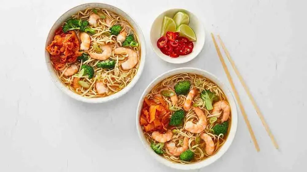 Spicy prawn ramen is very delicious and you can have the bowl on the table in less than 20 minutes! The addition of some kimchi makes a great flavour combination. buff.ly/3QSuu4N #Fishmonger #Crouchend #Muswellhill