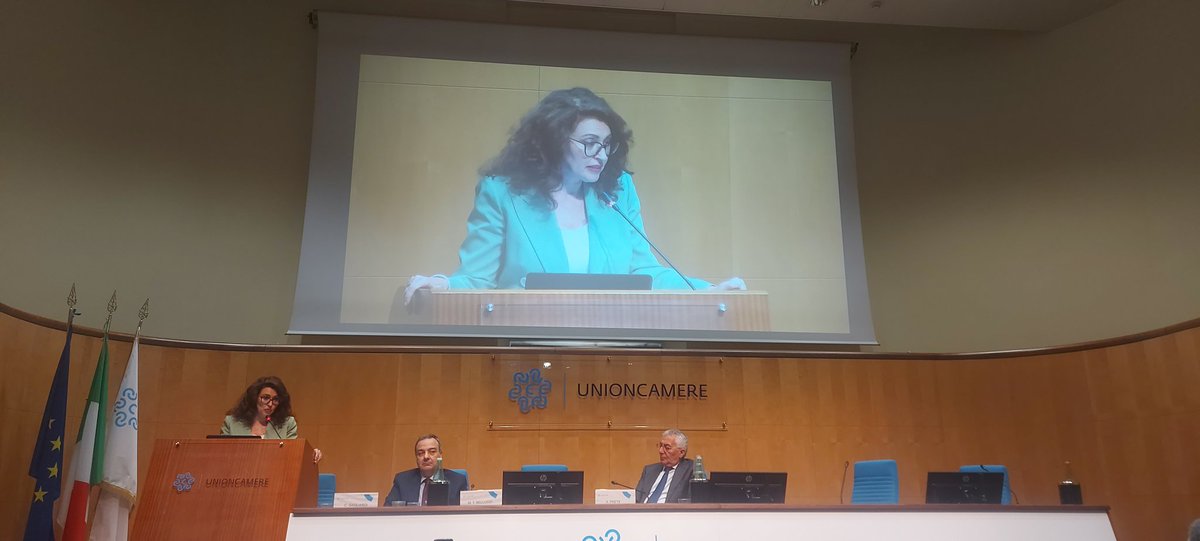 L'intervento di @MaresaBellucci, viceministro del @MinLavoro, chiude la presentazione del Rapporto sul Registro nazionale del #terzosettore: Il #RUNTS è la casa comune degli enti che si occupano di #solidarietàsociale, una preziosa ricchezza che abbiamo il compito di sostenere.