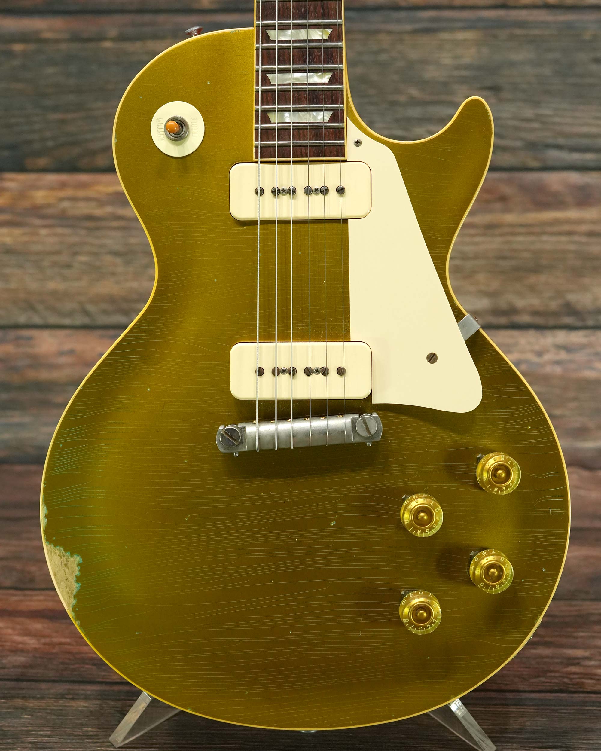218 Guitars on X: 