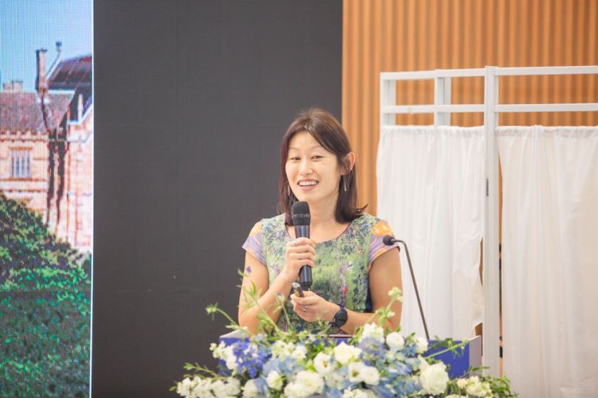 Maoyi Tian (@maoyit) on Twitter photo Very pleased to host <a href="/DrMelodyDing/">Melody Ding</a> at the “Xinghan Scholar” forum, sharing Australian experience in building public health capacity <a href="/jjaimemiranda/">J. Jaime Miranda</a> Very pleased to host <a href="/DrMelodyDing/">Melody Ding</a> at the “Xinghan Scholar” forum, sharing Australian experience in building public health capacity <a href="/jjaimemiranda/">J. Jaime Miranda</a>