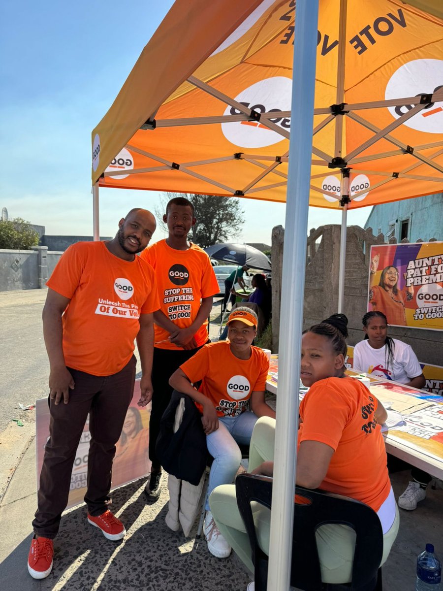 ForGoodZA's tweet photo. GOOD NLC representative Lulama Benge with activists and members of the community in Nyanga ensuring that voters are assisted and represented 📢🟠

#SwitchToGOOD https://t.co/qq9u2Sn8uC