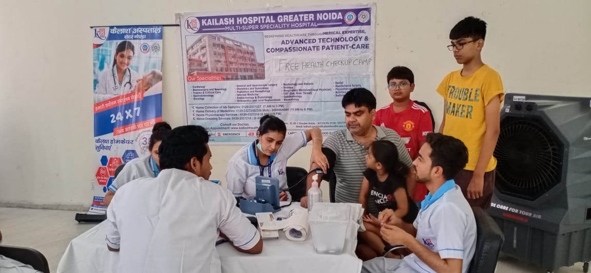 Kailash Hospital Greater Noida organized a Free #HealthCheckup camp at Kings Park Society Greater Noida. Around 52 patients attended the camp & benefitted from the health services &doctor advices.