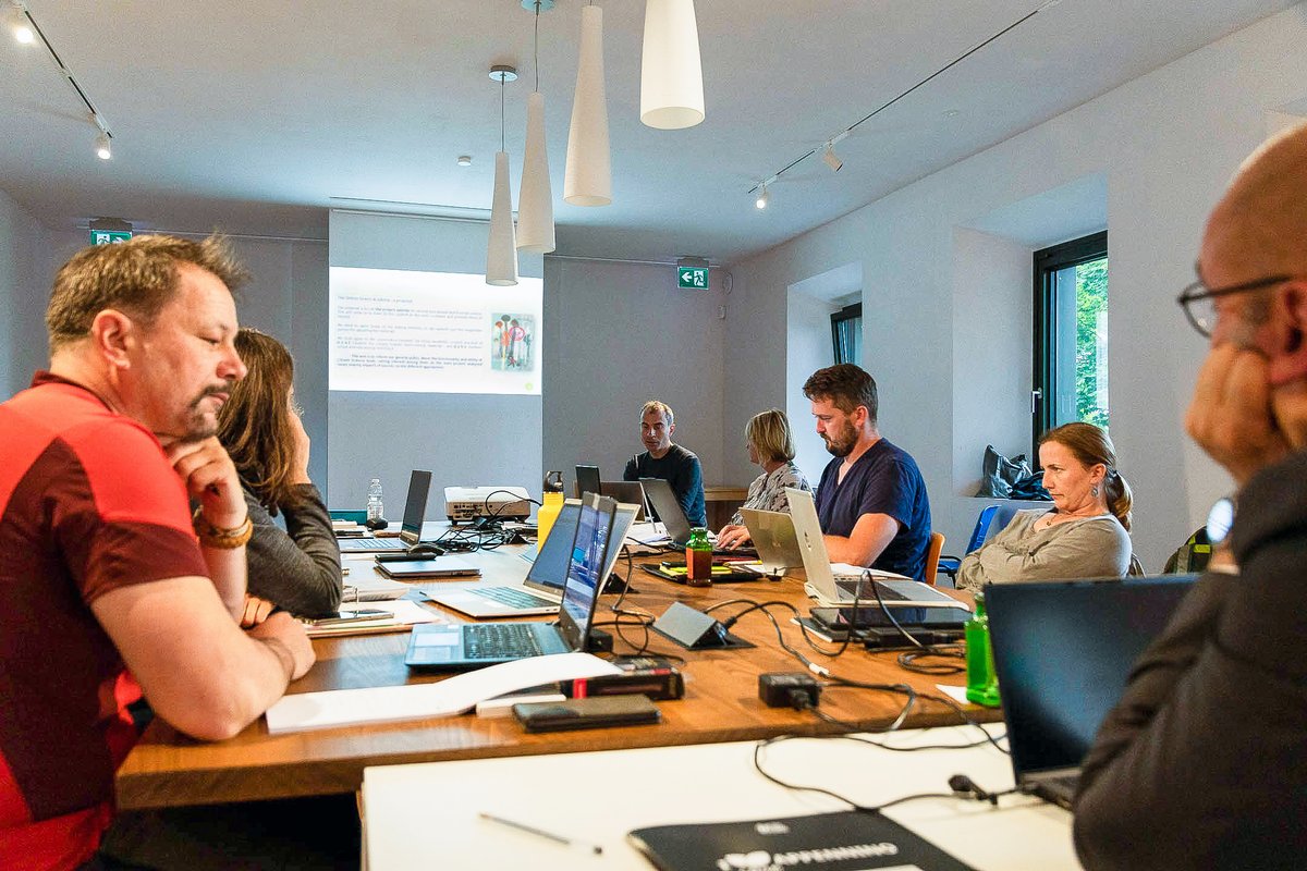 VisitGeopark's tweet photo. #HUMANITAproject Project partner meeting – Tuscan-Emilian Apennine National Park. The progress of the project – Human impact on protected areas – erosion, plants, nature and wildlife protection.

#InterregCentralEurope #natureconservation
📷@Balázs Megyeri https://t.co/MfP3yTWUm4