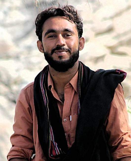 A student, Wazeer Baloch, son of Nazeer Ahmed from Shapuk, Kech, graduated in Physics from the University of Balochistan, Quetta, has been forcibly disappeared along with two other students from Quetta last night. Wazeer Baloch and the other students must be released immediately.