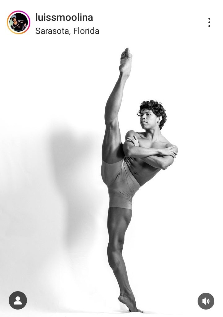 laPaoArgentina's tweet photo. Conocen a Luis Molina? 
Este muchacho es un orgullo aragüeño y acaba de ganar los máximos galardones de la danza. Luis se forma en varias academias y escuelas de la danza en Maracay - estado Aragua, y por su excelente trabajo llegó hasta la Compañía del Teresa Carreño, sigue https://t.co/nY1Fx8lhzk