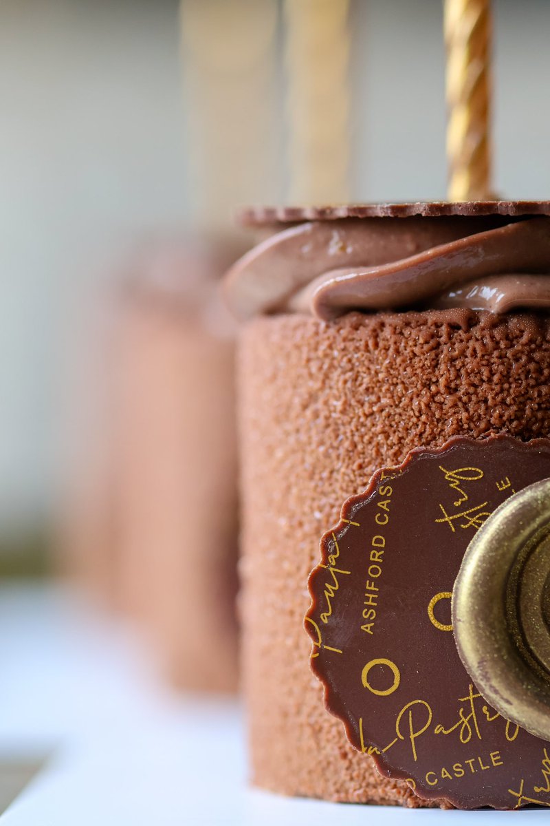 ‘Let’s Celebrate the small moments in life 🎉🍫’ Our Signature Legend Cake will be ruturning to #PaulaPastry at #MrsTeas this Friday! @ashfordcastle #AshfordCastle