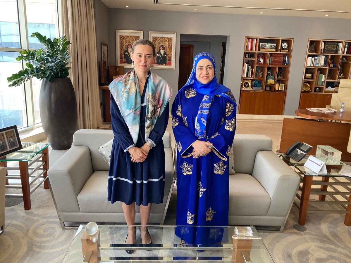 Departing Ambassador @AulagnonV received by HE Dr Rahma al Mahrouqi of @moheriom. She thanked her for advancing z partnership with 🇫🇷 & discussed next steps. high level 🇫🇷-🇴🇲 knowledge dialogue new joint scholarship programme for Masters new academic partnerships