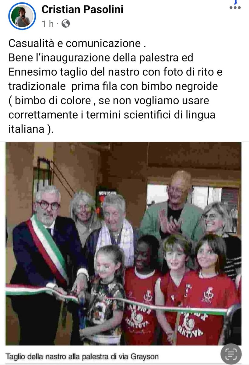 Questo è il segretario della Lega di Mantova. Questa è la Lega. Fate schifo, non ci sono altre parole. Giù le mani dai bambini, indegni.