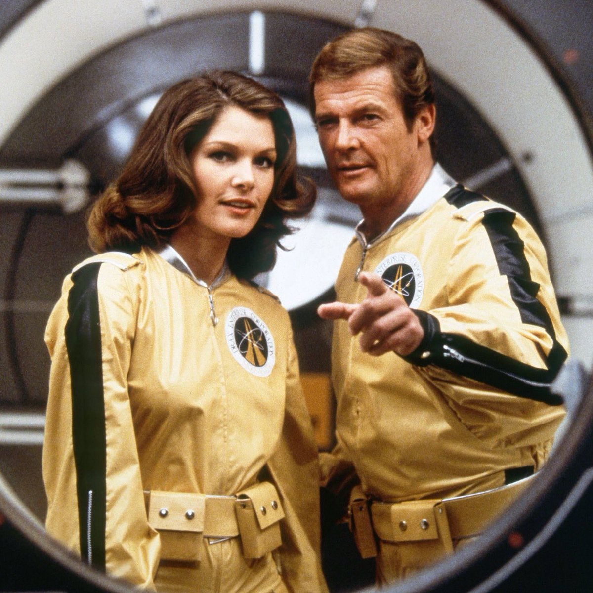 James Bond Australia 🇦🇺 tweet media