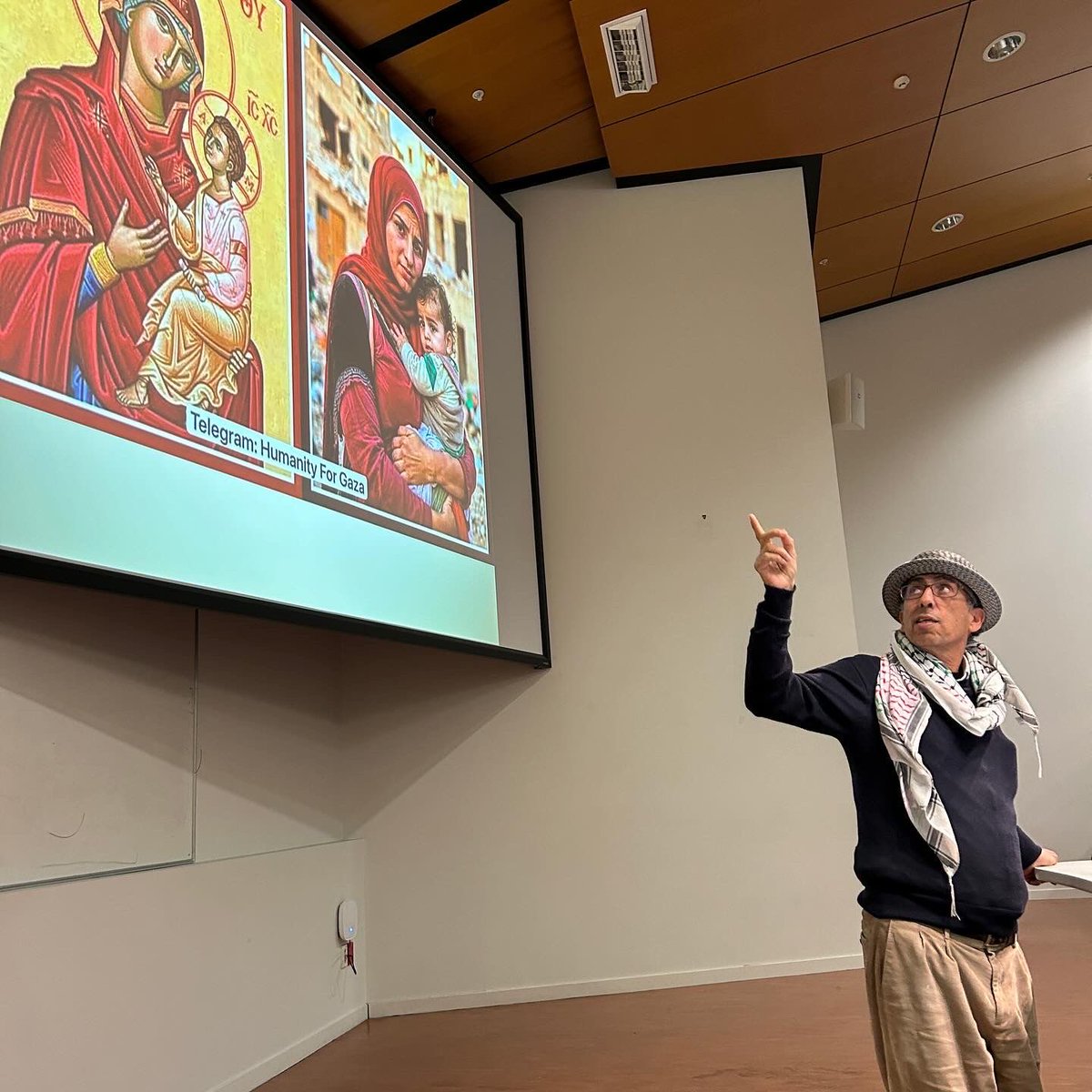 Last night in Wellington we hosted Professor Mazin Qumsiyeh who was visiting from Bethlehem University in West Bank. The Professor spoke on the topic of “Environmental and Land Justice in Palestine to help avoid global war” to a large audience and lots of great questions.