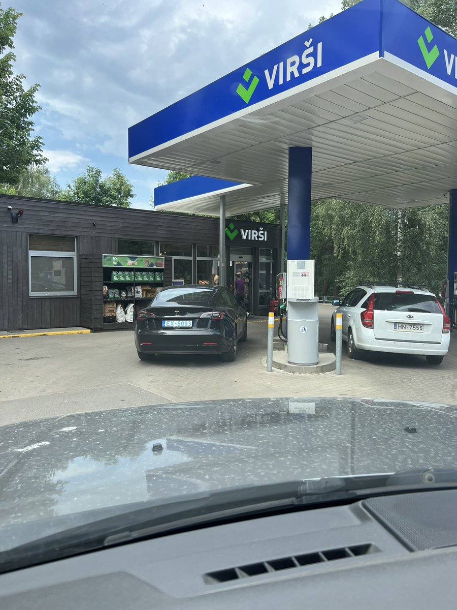 Martin Williams tweet media