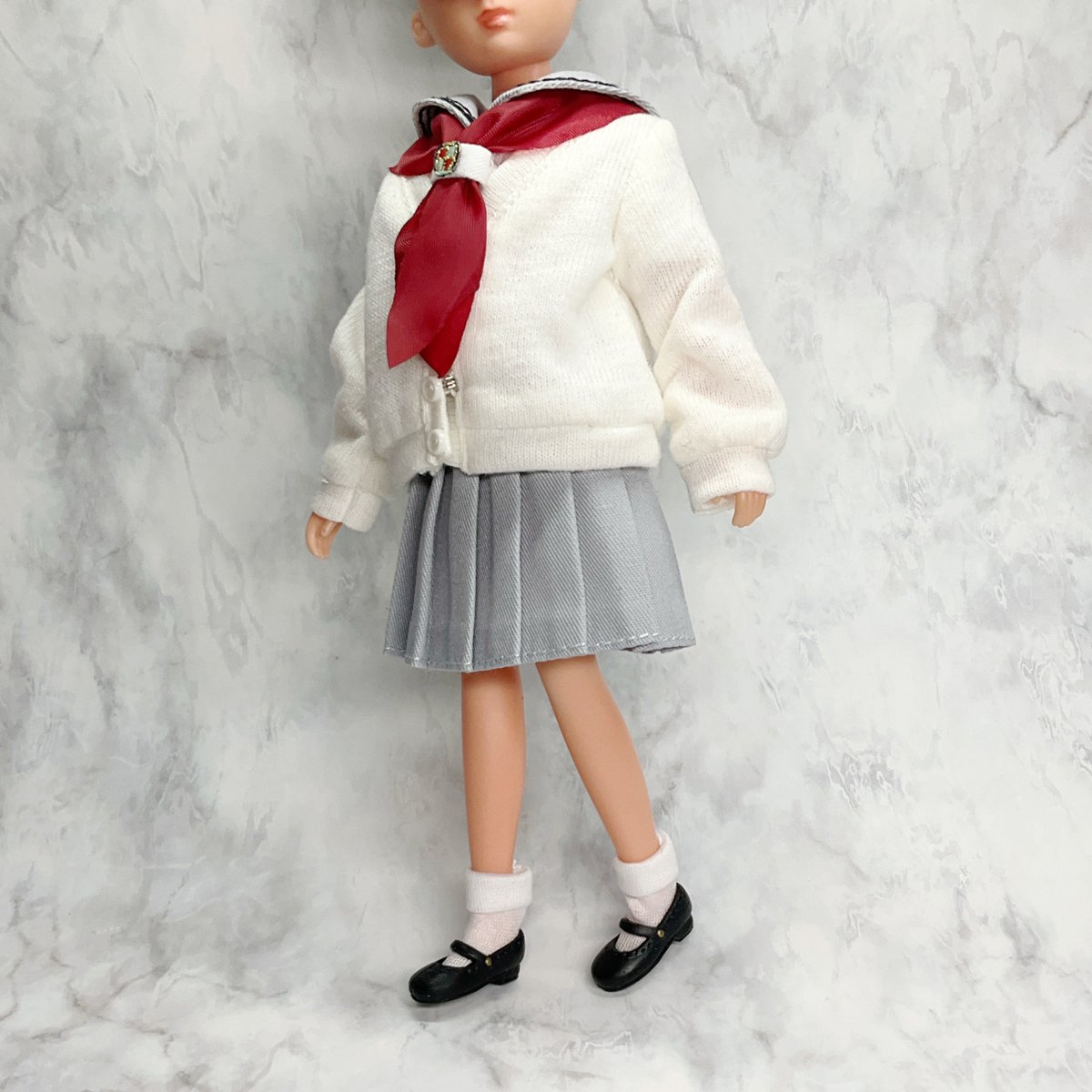 pb_factory's tweet photo. 昭和時代のセーラー服を試作してみました。
懐かしシリーズの制服になります。
ルーズソックスの年代の前になりますね🥰 https://t.co/sH1BAWEPf6