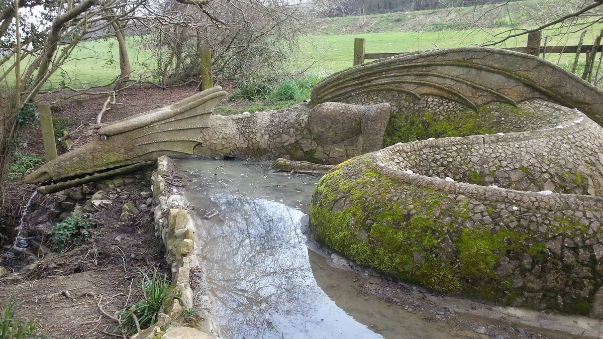 Here be dragons! Secret Glastonbury: glastonburytips.com/secret-glaston… #glastonbury2024 #glasto2024 #glastonbury #glastonburyfestival #glasto #glastofest #glastophoto #glastonburyinfo #glastonburycountdown #glastonburytickets #festivals #music #festival