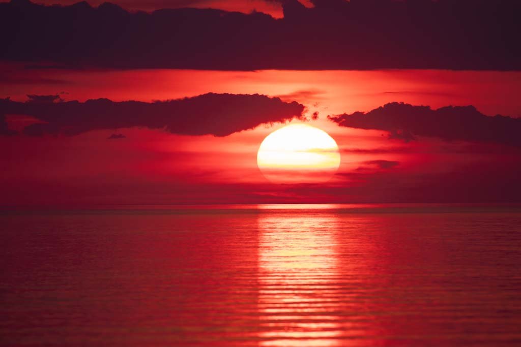 lakeerieastro's tweet image. Sunset @PresqueIsleSP the other night. I'm on the hunt for the green flash!

#sunset #teamcanon