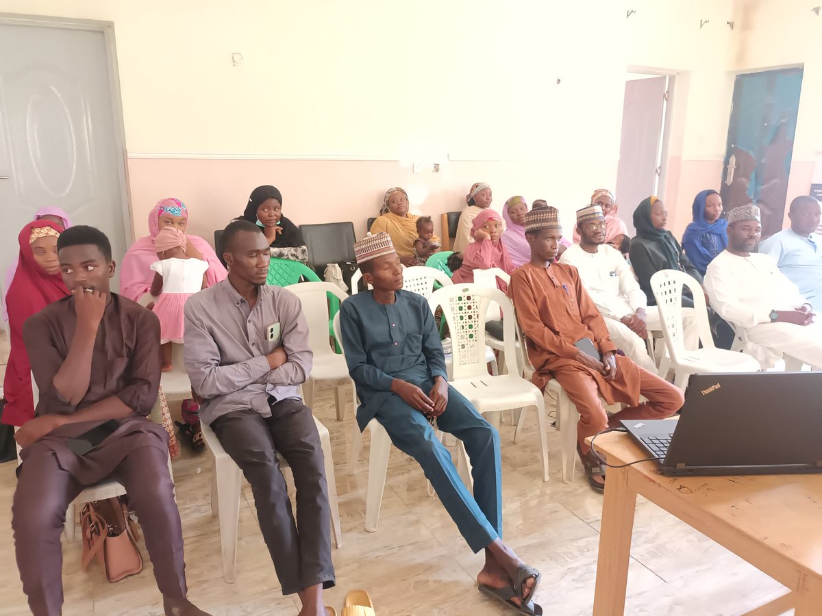 Ongoing: Social Media for Accountability (SM4A) Training organized by @ICTAdvocates taking place at CITAD's Office, Bauchi. @a_sabo12 & Mujahid Ibrahim taking the participants Understanding Social Media & Content Dissemination respectively. @YZYau @macfound @APC_News @CitizenLi