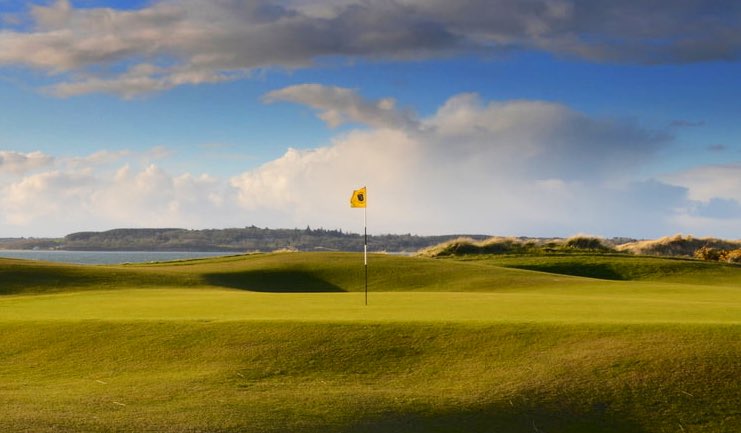 When you visit County Sligo, you will be greeted by an astonishing array of spectacular golf courses. choosesligo.com/golfing-in-sli… #choosesligo #golf -@golfcourseire @CountySligoGC @EnniscroneGolf