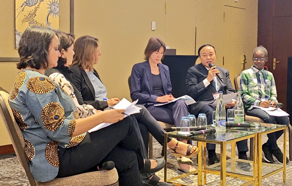 SC_UNGeneva's tweet photo. Wrapping up an inspiring event!🎉
Big thanks to all panelists &amp; participants for their valuable contributions and insights at #WHA77 side event on #ClimateChange &amp; #Health.📣This event showcased the need to continue working for an integrated approach to #health &amp; #climate.🤝 🌱🏥 https://t.co/8KkM0ELRQo