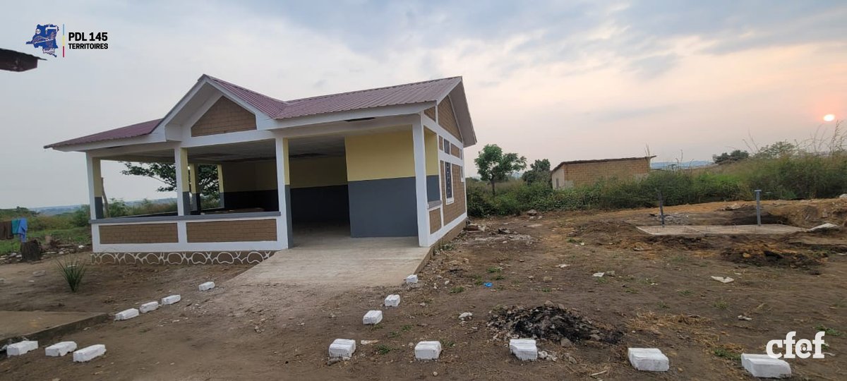 #PDL145T_RDC: Les travaux de construction et équipement du Centre de santé KANZI dans le Territoire de Muanda au Kongo Central sont achevés. 
@DeCom_CFEF 
@MinSanteRDC
@PrimatureRDC
@PlanRdc