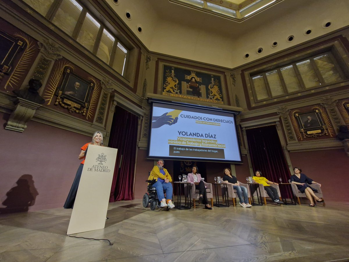 🔴 En el evento #CuidadosConDerechos con la participación de la Vicepresidenta @Yolanda_Diaz_ , del Ministro @pbustinduy, y de personas protagonistas y profesionales de los #Cuidados 

El #PERTE de #EconomíaSocial y Cuidados es un instrumento para invertir en empoderamiento de