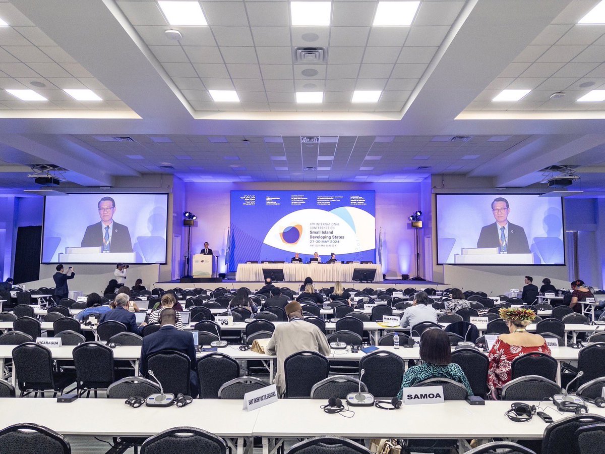 🇹🇭🇺🇳 DPS Paisan attended 4th International Conference on Small Island Developing States #SIDS4 in #AntiguayBarbuda🇦🇬 reaffirming TH’s commitment to collaborating closely with international community to advance 2030 Agenda for Sustainable Development & #SDGs for SIDS. (28 May 24)