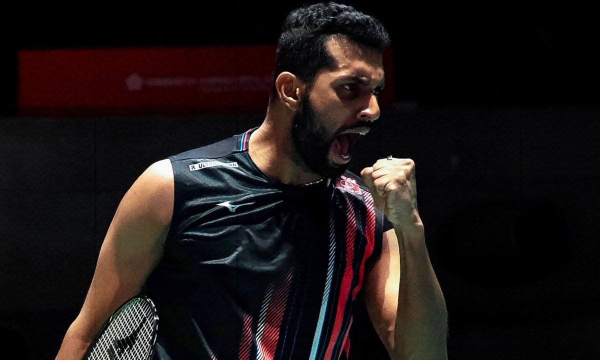 🇮🇳's HS Prannoy stuns 🇧🇪's Julien Carraggi 21-9, 18-21, 21-9 in the 1️⃣st round of the Singapore Open 👏🏼

He'll be facing 🇯🇵's Kenta Nishimoto in the 2️⃣nd round ‼️

#teamindia #badminton #indianbadminton #singaporeopen #hsprannoy