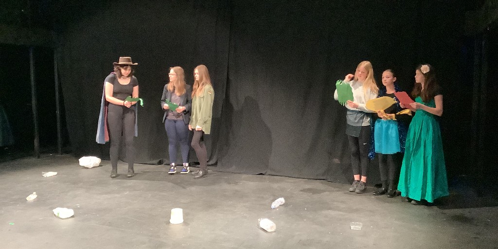 Our Year 9 green champions travelled to Theatre@41 for a wonderful day combining creativity and sustainability for an Art & Environment Performance Trip. Read on… ow.ly/3ss450RU5H2 #thriveatthemount #liveadventurously #mountschoolyork