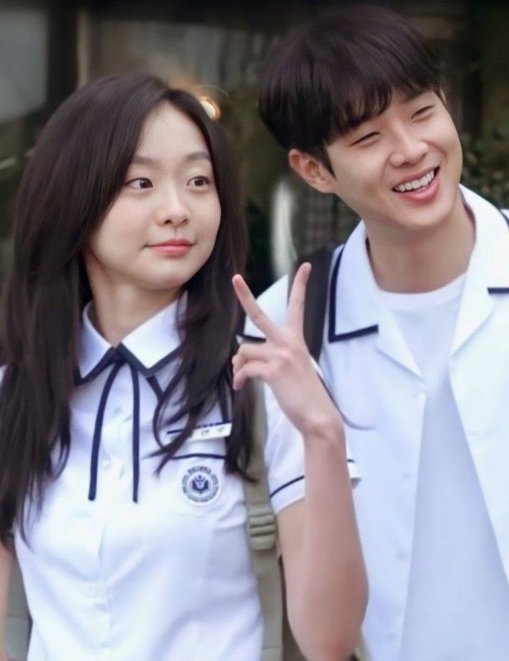 kdrama_menfess's tweet photo. Best pairing menurut kalian siapa guys? •kdm• kalau sender dami-wooshik, kek kok kepikiran sih menyatukan mereka berdua. Cocok bangeeetttttttt https://t.co/KUk5UMxq7E
