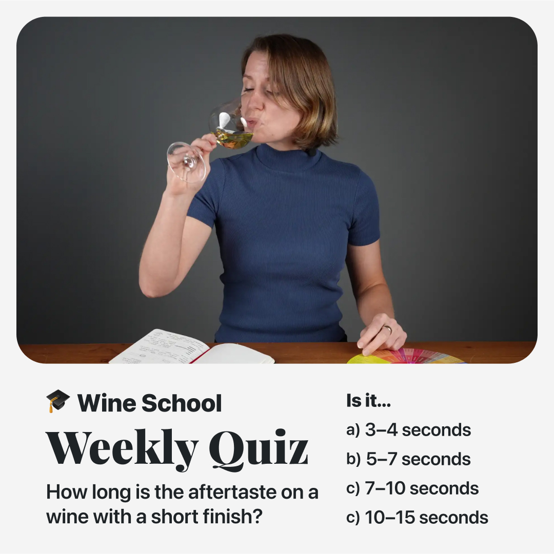 It’s Wine Quiz Wednesday 🎓 How short is short? Leave your answer in the comments and check back later today to see if you’re right 👀 #winequizwednesday #wine