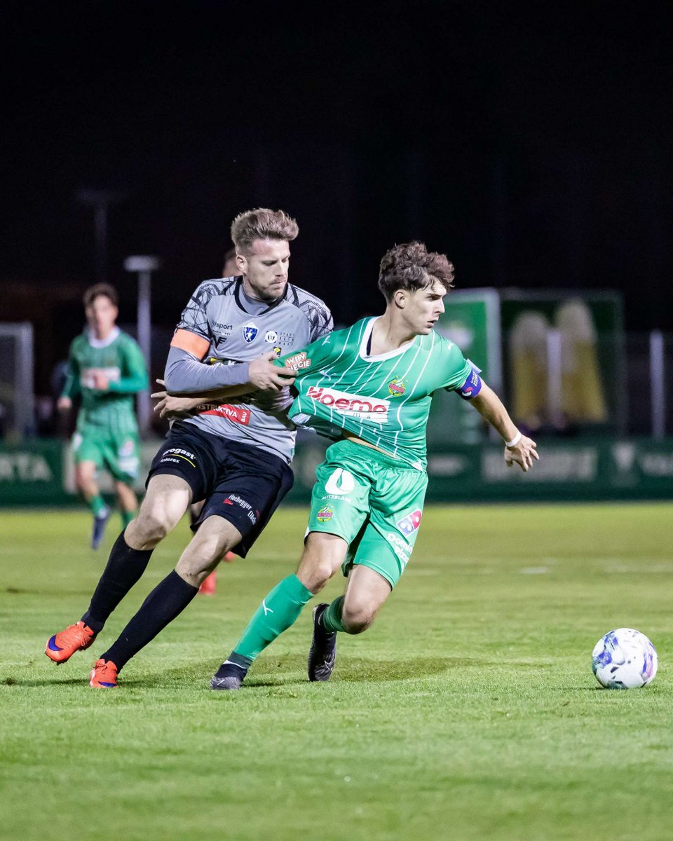 𝗥𝗮𝗽𝗶𝗱 2️⃣ - 𝗥𝘂𝗻𝗱𝗲 3️⃣0️⃣ Saisonabschluss in Oberwart - am Freitag noch einmal voller Fokus auf 3 Punkte, Burschen! 🤜🤛 📰 skrapid.at/svorII_vorscha… 📸 Manfred Szieber #skrapidII #SCR2024