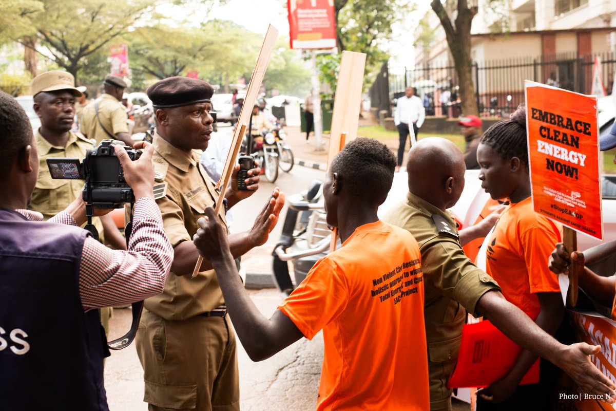 Update: Today we held a non violent protest march at the parliament of the republic of Uganda petitioning the Speaker to immediately respond to concerns and immediately order the @TotalEnergies and China to stop EACOP. 3 students are still held. youtu.be/OSCrGtRiaaE?si…