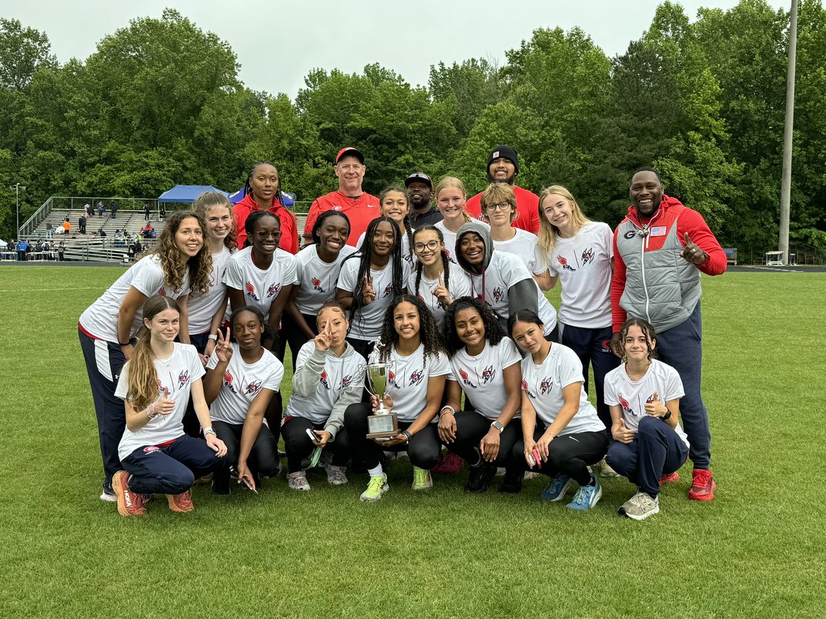 TaylorPlum_2026's tweet photo. The Grizzlies 🐻 took home the Regional Championship for both boys &amp;  girls Outdoor Track &amp; Field 💙 .  I came in 3rd and secured a spot at States in my first season.  I am so excited to be apart of this team and challenged daily.👟 @grassfield_hs @HRWPCockrell https://t.co/UI8vgAoG34