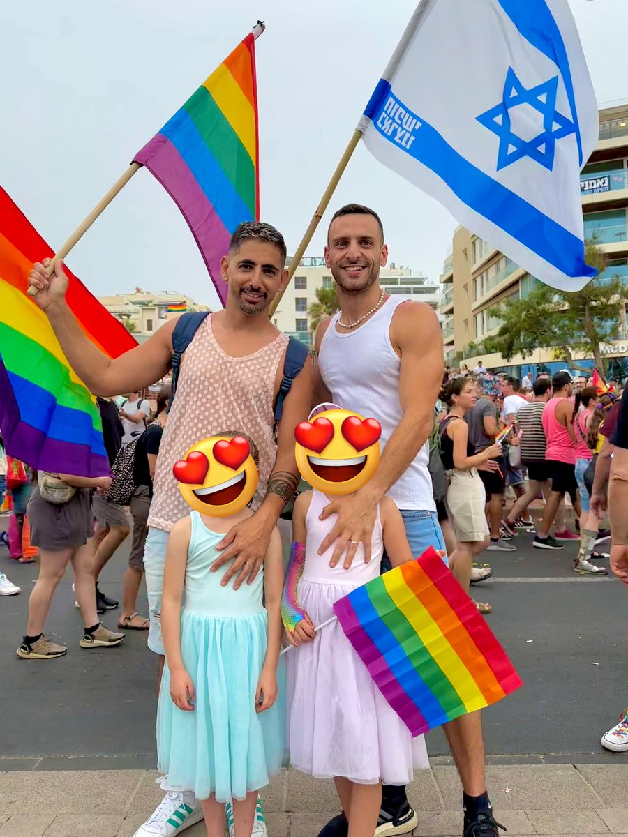 Voter pour Julien Bahloul c'est voter pour les enfants dans des gaypride