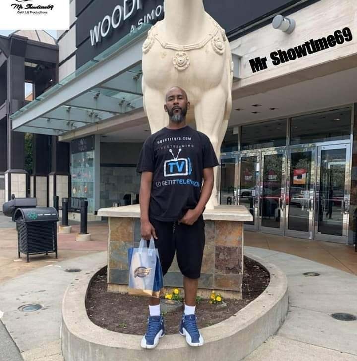 MrShowtime69 (Exxxotica Chicago 4/10-4/12) tweet media