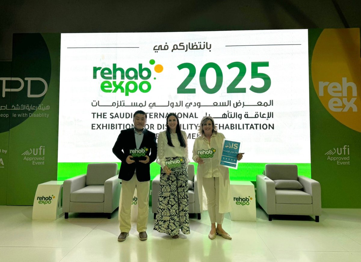 Implaser tweet media