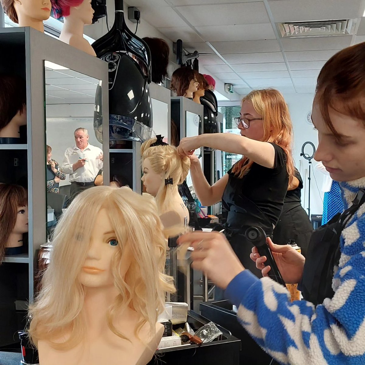 wcfe's tweet photo. .@wcfe Preliminary competition for World Skills at WCFE new hair salon. Thomas Downes judging @nha_raheencampus @apprenticesIrl #wearewcfe #hairdressing #worldskills #competition #wwetb #wcfe https://t.co/PQdeDxi7CB