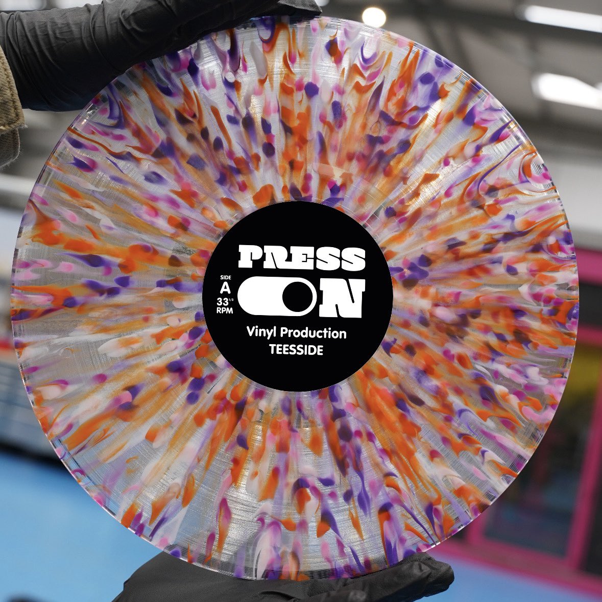 pressonvinyl's tweet photo. Everyday is a #splatterday !
#Vinyl #VinylRecords #RecordPressing #SplatterVinyl #ColorfulVinyl #VinylCollection #VinylCommunity #VinylLovers #NowSpinning #RecordCollector https://t.co/oZeFC7mEE1