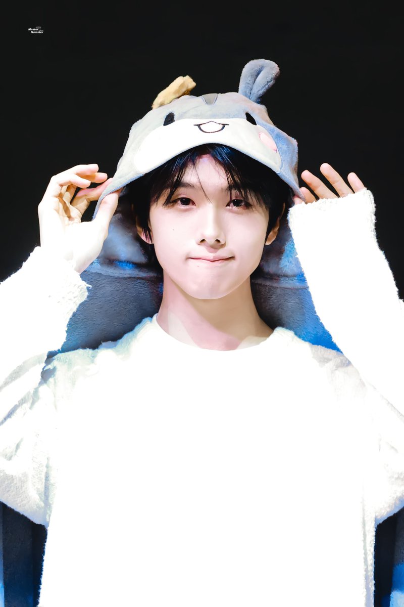 MasterhamsterJS's tweet image. 240529 Teddy Island
🐰
#지성 #JISUNG #박지성 #NCTDREAM