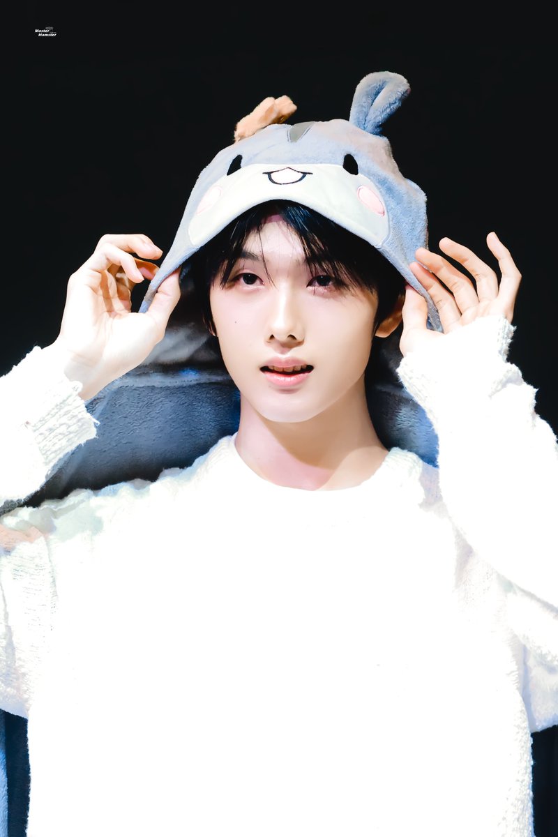 MasterhamsterJS's tweet image. 240529 Teddy Island
🐰
#지성 #JISUNG #박지성 #NCTDREAM