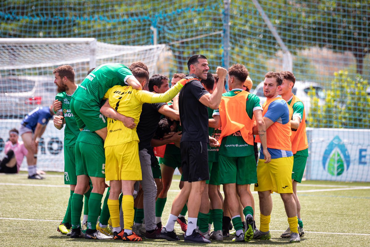 📸 FOTOGALERÍA 26/05/2024 🆚 CD Caspe. 

Dicen que una imagen vale más que mil palabras, difícil explicar lo que se vivió en el Municipal el pasado domingo. 💚

¿ Os encontráis en estas imágenes ? 🧐

Esto no para afición, juntos somos más fuertes. 🙌 

#AupaCuarte