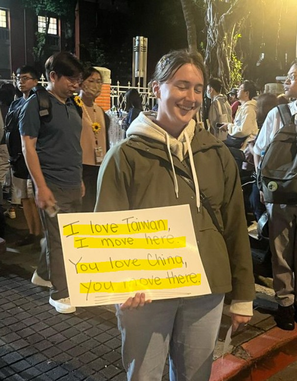 peterquelee's tweet image. 