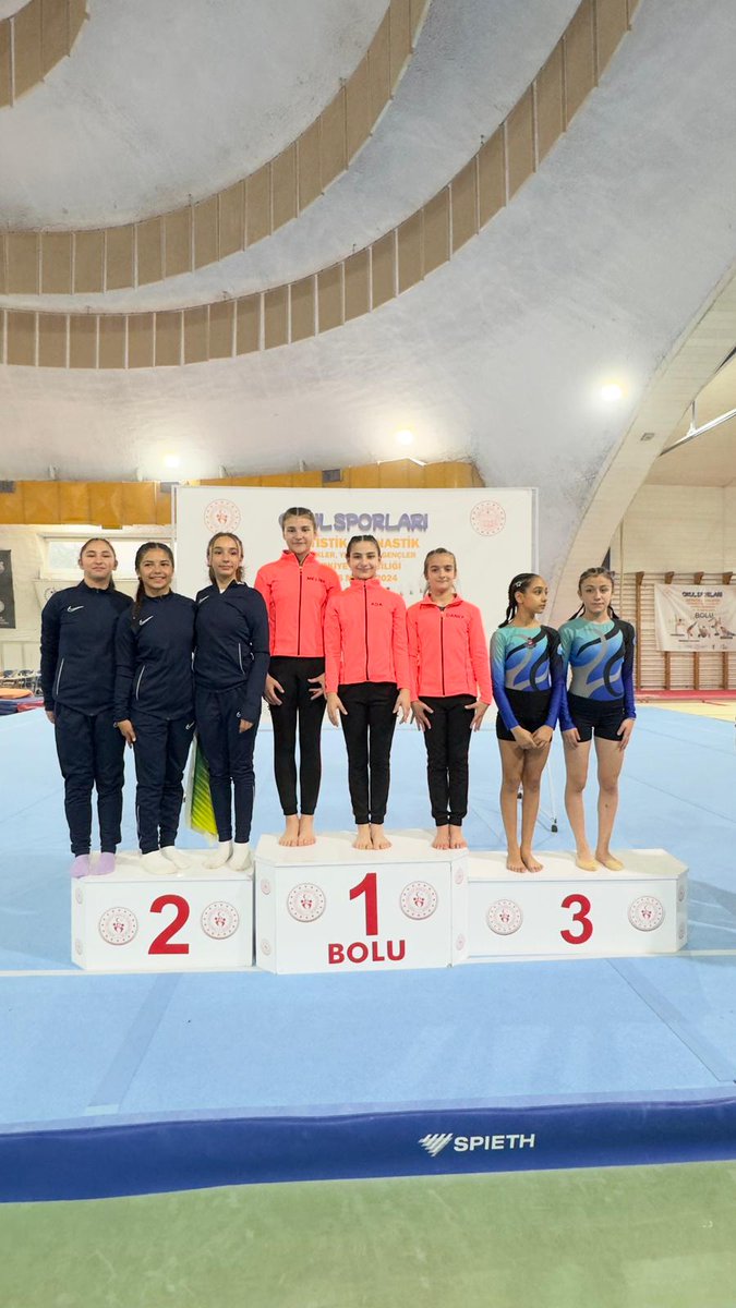 ErdemToki's tweet photo. 🇹🇷Bolu'da düzenlenen Okullararası Artistik Cimnastik Türkiye Şampiyonasında öğrencilerimiz Danefa GÜNEY, Almina IŞIK ve Ada AKKAYA Yıldız Kızlar Kategorisinde TÜRKİYE BİRİNCİLİĞİ🥇 kazanmıştır. 
Öğrencilerimizi tebrik ediyoruz🎖️
@istanbulilmem
@KucukcekmeceMeb
@eroncel26 https://t.co/0lh68joQF1