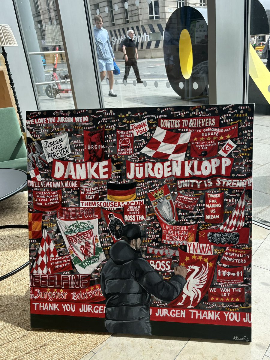 JURGEN’S OWN 🎁

Proudest moment of my career as an artist so far to be asked by the club I love to create a leaving present for Jurgen Klopp❤️. 
Here’s the finished piece🫶