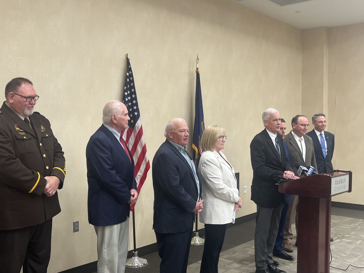 fedorchak4ND's tweet photo. 1/3 I applaud Congressman @Armstrong_ND for drawing attention to the crisis happening at our southern border and using our position as a northern border state to facilitate a critical discussion. https://t.co/iru0KFT0sc