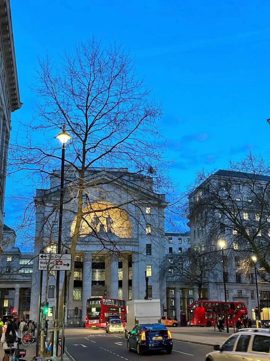 332211Anna's tweet photo. Evenings are made for cozy moments🌌🫶 https://t.co/9xnLsec9ME