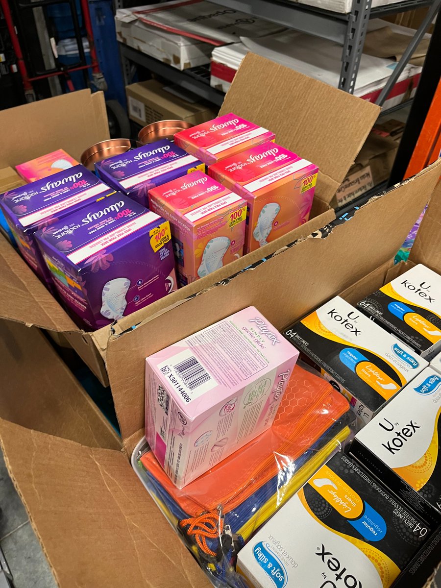 WSDinfo's tweet photo. Thank you to the Wentzville & St. Charles County chapters of LBB: Women in Business for their donation of over 12,000 feminine products for WSD students! #WSDcommunity #WeAreWentzville https://t.co/tv2FCjeAQE