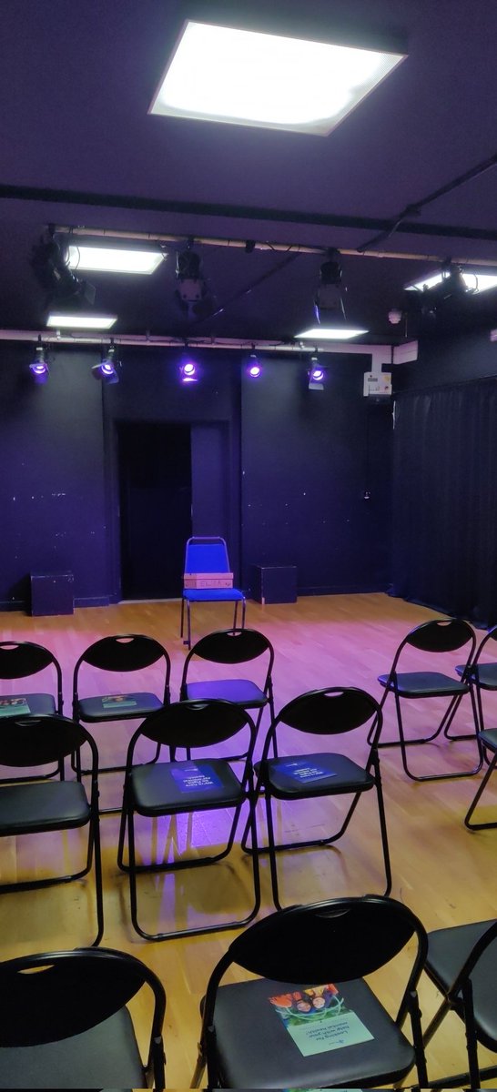 Final show for Dear Eliza at the <a href="/brightonfringe/">Brighton Fringe</a> is tonight, and we are so nearly sold out! Just a handful of tickets remaining 😍

Go go gooooo !
brightonfringe.org/events/dear-el…