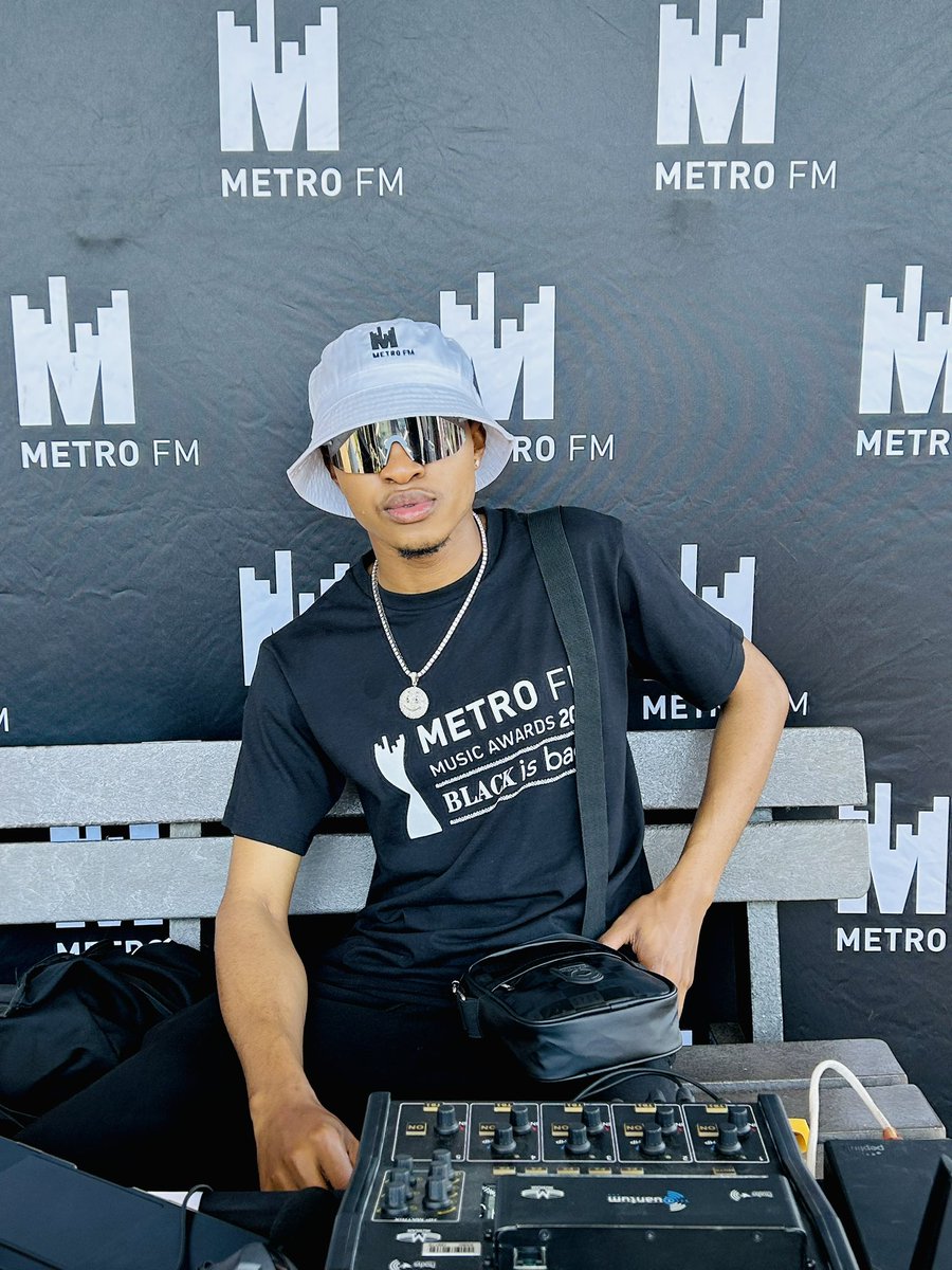 Metro FM Awards Ambassador❤️

MICH MAZIBUKO X FAVORITE MOMENTS
 MICHIGANS LOVE MICH
#MichMazibuko