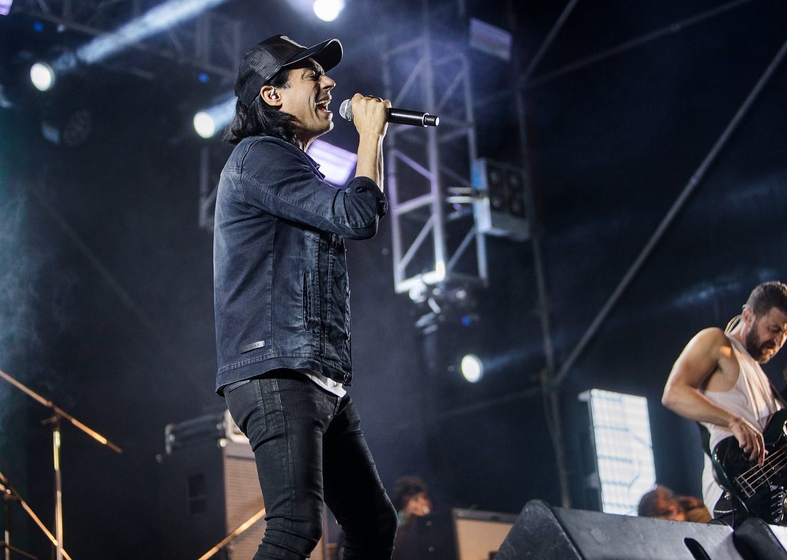 ℝ𝕒𝕕𝕚𝕠𝕗𝕦𝕥𝕦𝕣𝕒 tweet media